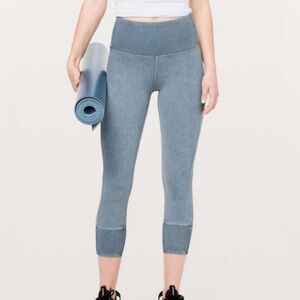 Lululemon Wunder Under Crop 23" *Ribbed
Washed Moon Blue